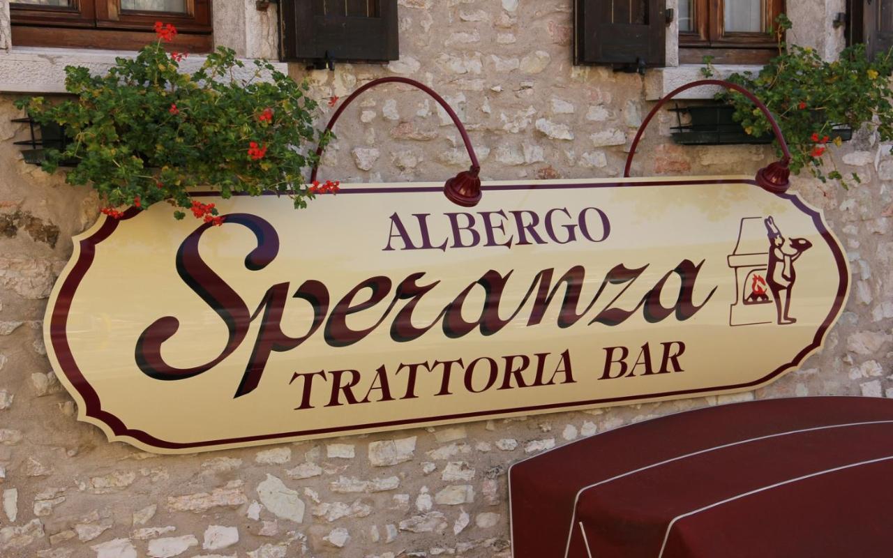 Albergo Speranza Spiazzi Di Monte Baldo Spiazzi Di Caprino Εξωτερικό φωτογραφία