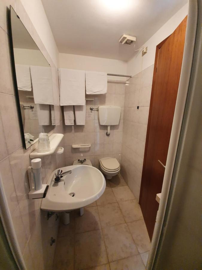 Albergo Speranza Spiazzi Di Monte Baldo Spiazzi Di Caprino Εξωτερικό φωτογραφία